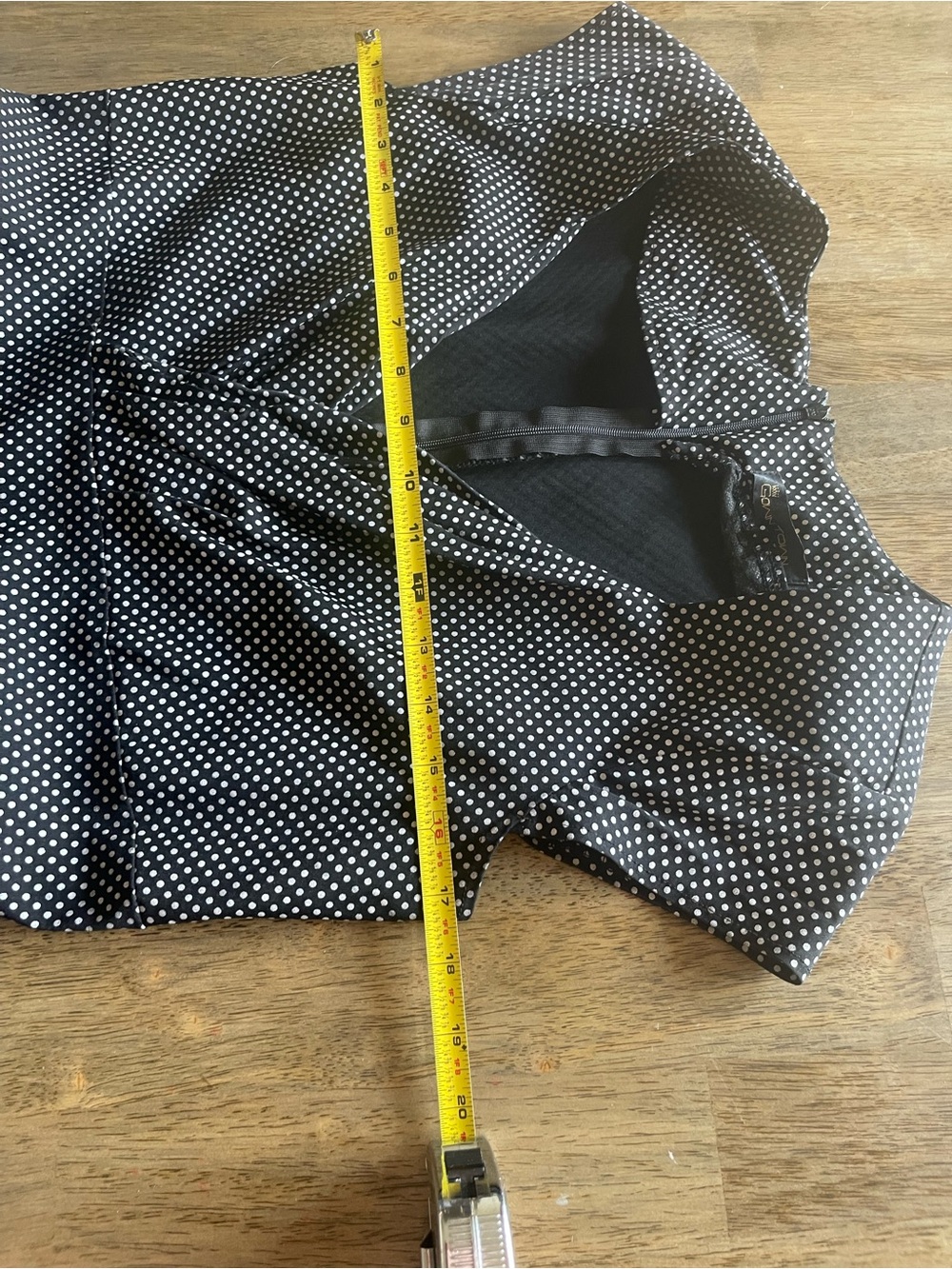 Black Polka Dot V-Neck Cap Sleeve Midi Dress - Picture 7 of 9